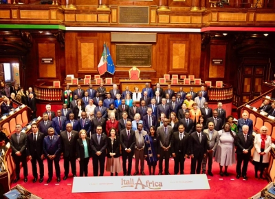 Photo de famille du Sommet Afrique-Italie