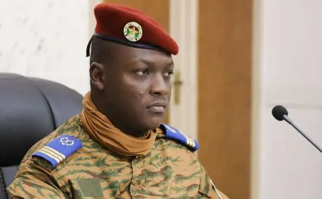 Le président de transition du Burkina Faso, le capitaine Ibrahim Traoré