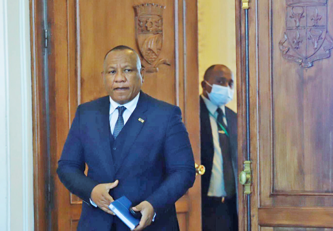 Madagascar: The Government Resigns - Powers of Africa