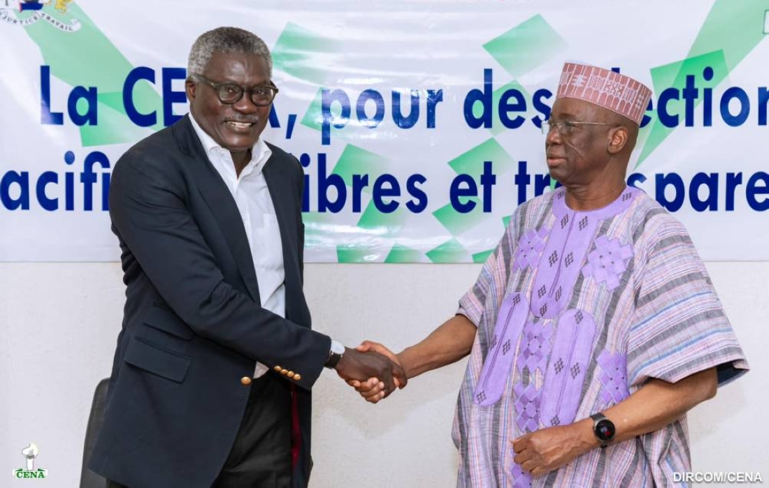 The ECOWAS Resident Representative in Benin, His Excellency Amadou Diongue, was received in audience by the President of CENA on Tuesday, February 25, 2025.