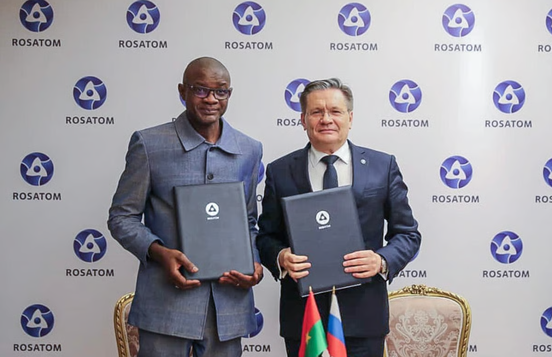Burkina Faso’s Minister of Energy, Mines and Quarries, Yacouba Zabré Gouba, and the Director General of the Russian state-owned company ROSATOM, Aleksey Likhachev.

