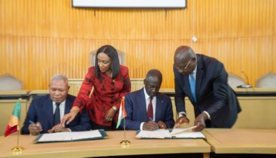 President of the National Assembly, Adama Bictogo, and his Congolese counterpart, Isidore Mvouba, after the signing of the Memorandum on June 30, 2025.









