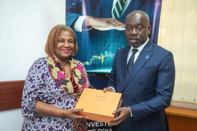 Solange Amichia, Director General of the Investment Promotion Center in Côte d’Ivoire (CEPICI), alongside Ghislain Mondza Mboma, Director of the Gabon Investment Promotion Agency (API).