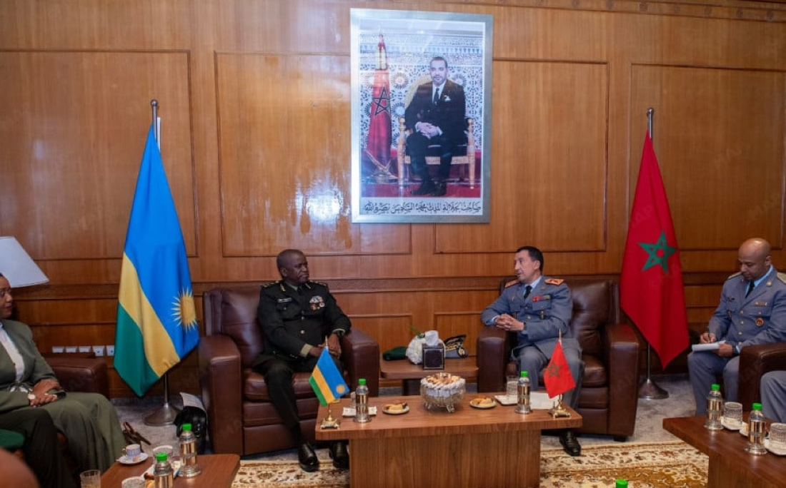 General of the Army Corps Mohammed Berrid, Inspector General of the Royal Armed Forces (FAR) and Commander of the Southern Zone, received on Tuesday at the FAR General Staff Headquarters Major General Vincent Nyakarundi, Chief of Staff of the Rwandan Army, who is on a working visit to the Kingdom of Morocco from November 10 to 14.