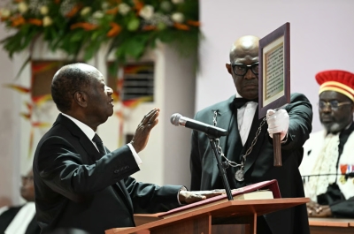 The President of Côte d’Ivoire, Alassane Ouattara, was sworn in before the Constitutional Council.